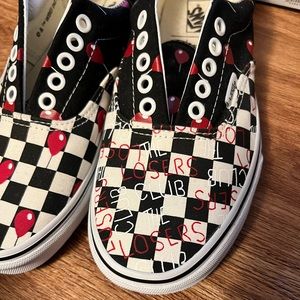 IT🎈🤡 Vans size BRAND NEW